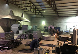 格柵蓋板生產(chǎn)車(chē)間